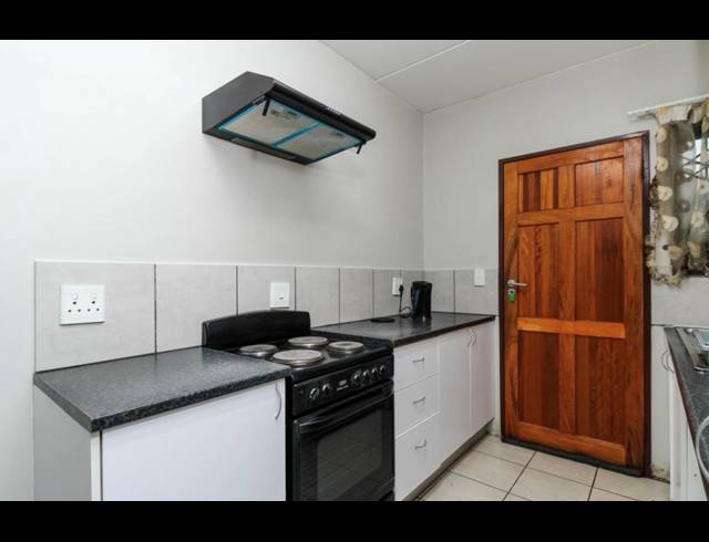 2 BEDROOM APARTMENT RENTED IN NORTHCLIFF